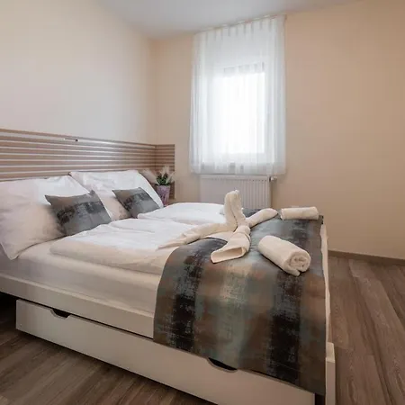 Azure Apartament Siófok