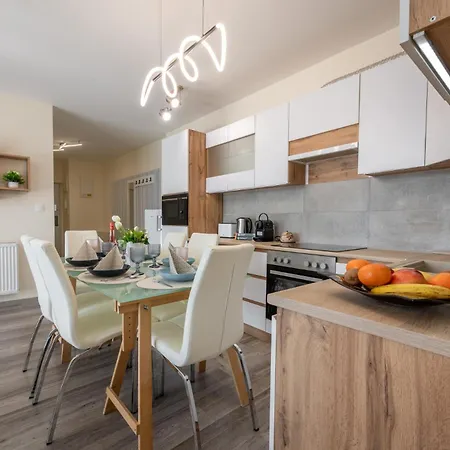 Azure Apartament Siófok